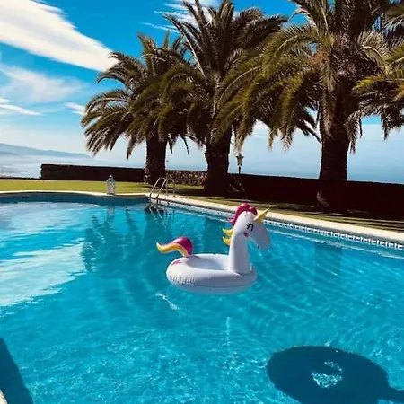 En El Campo Con Piscina Privada A 2 Mins Y Sunsets!