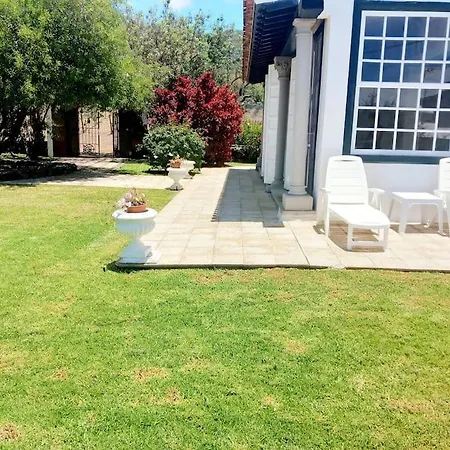 En El Campo Con Piscina Privada A 2 Mins Y Sunsets! וילה